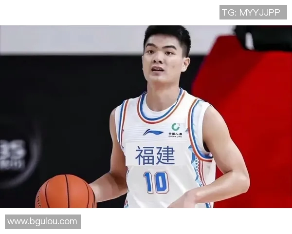 新疆与辽宁激战最后6秒悬念迭起精彩瞬间引发球迷热议 新疆与辽宁激战最后6秒悬念迭起精彩瞬间引发球迷热议