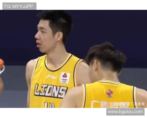 朱俊龙：从青涩少年到篮球场上的璀璨明星之路探索与成长