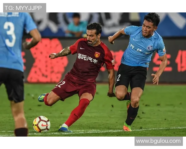 河北华夏幸福迎战新疆队期待精彩对决展现足球魅力与团队精神 河北华夏幸福迎战新疆队期待精彩对决展现足球魅力与团队精神