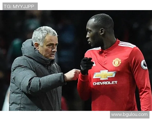 卢卡库的崛起与挑战：从天才前锋到球队核心的奋斗历程