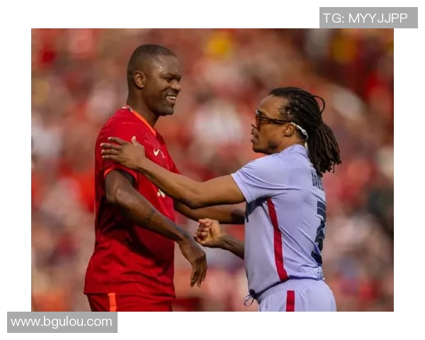 巴萨与利物浦激情对决海报展现足球魅力与荣耀之战