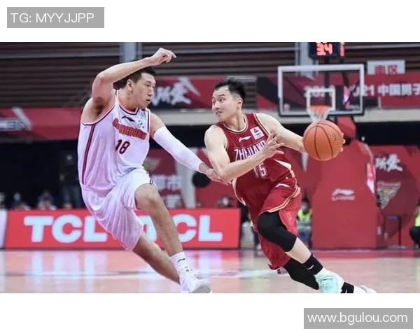 韩硕:从篮球场上的新星到职业生涯的辉煌转折点 韩硕:从篮球场上的新星到职业生涯的辉煌转折点