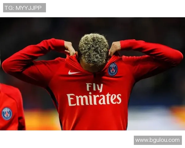 内马尔本赛季再度受伤巴黎欧冠之路面临严峻挑战 内马尔本赛季再度受伤巴黎欧冠之路面临严峻挑战