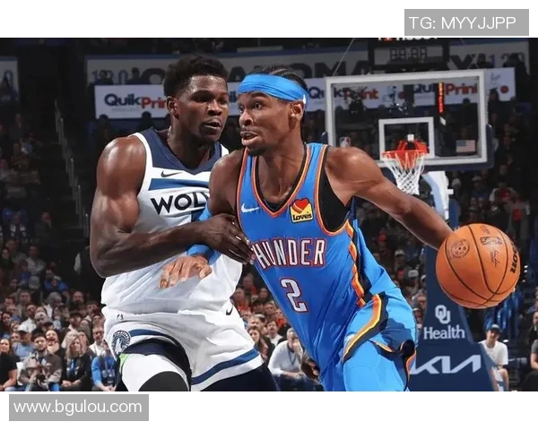 小牛队与雷霆队西部决赛第四场激战回顾与精彩瞬间分析