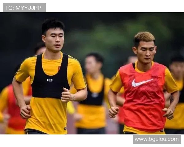 广州攀岩队协作技巧与战术分析提升团队整体表现的探讨